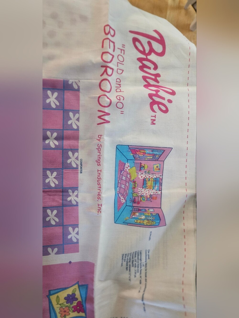 Barbie Pink and Purple Fold & Go Bedroom Fabric Panel